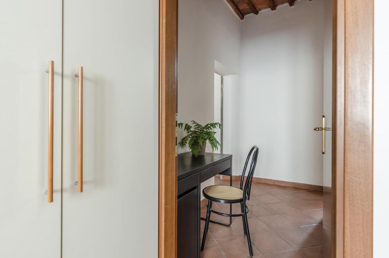 Lucca - Piazza Dell'Anfiteatro Central Apartment! Eksteriør billede