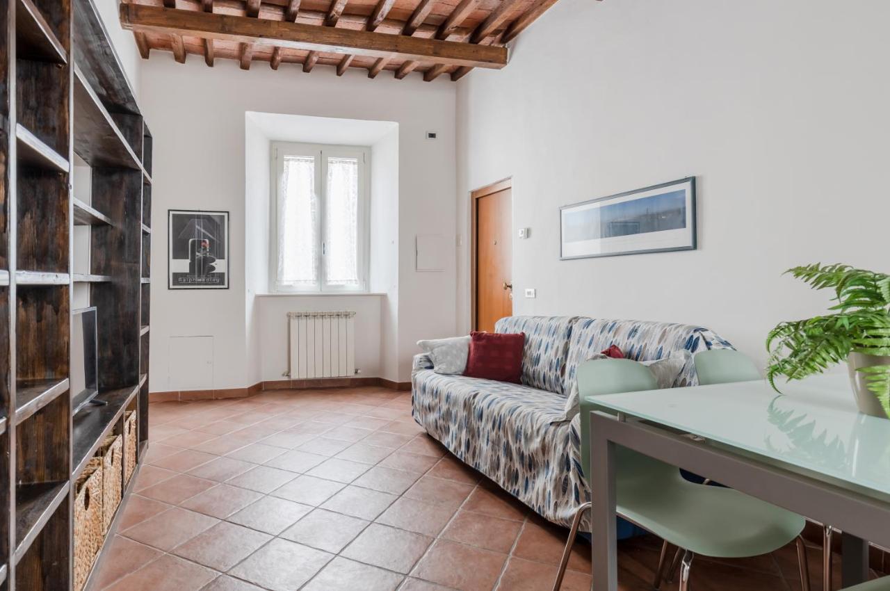 Lucca - Piazza Dell'Anfiteatro Central Apartment! Eksteriør billede